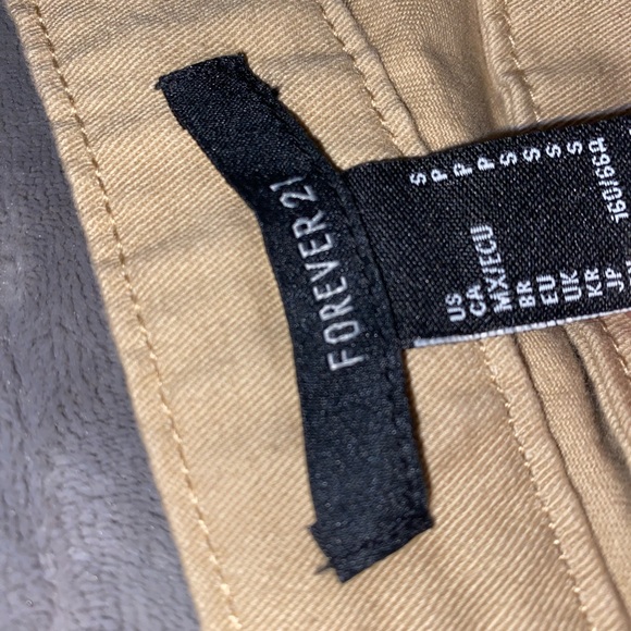 Forever 21 beige mini skirt size:S - Picture 2 of 2